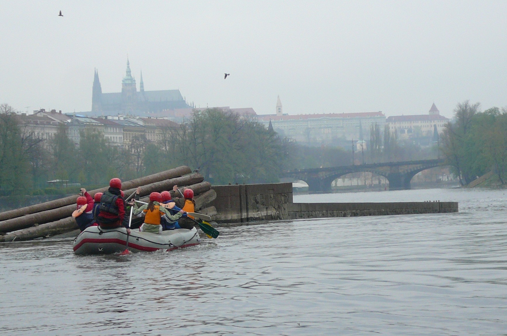 CAL 2008 04 Studna jez za vecera septa 27